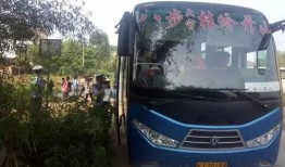 爆料客车的视频播放,一窥车内真实景象